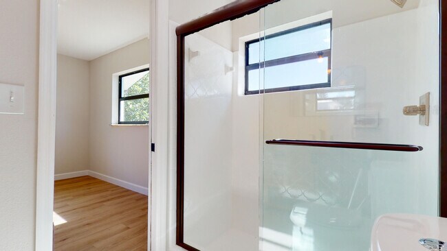 Building Photo - 4003 S Indian River Dr