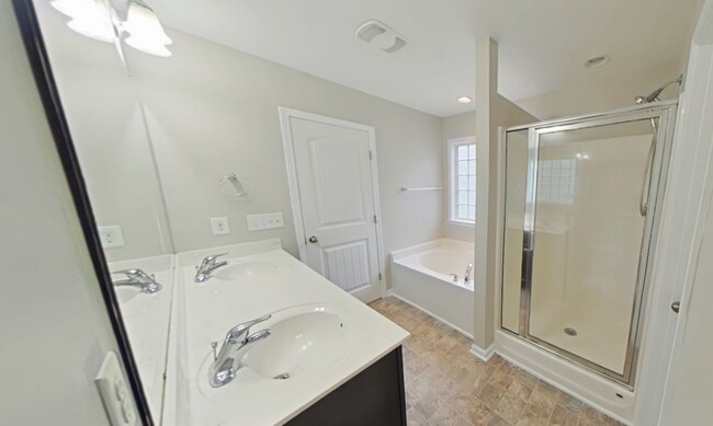 Building Photo - 148 Watchmen Ln