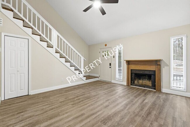 Building Photo - 6008 Champion Rd