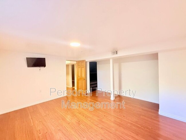 Building Photo - 1308 NW 50th St