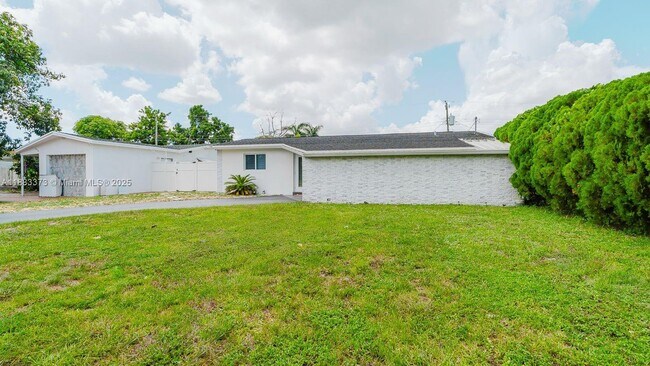 Building Photo - 7960 Orleans St