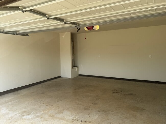 Building Photo - 9902 Waldens Pond Court