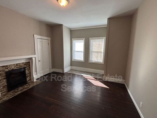 Building Photo - 333 Arlington Ave