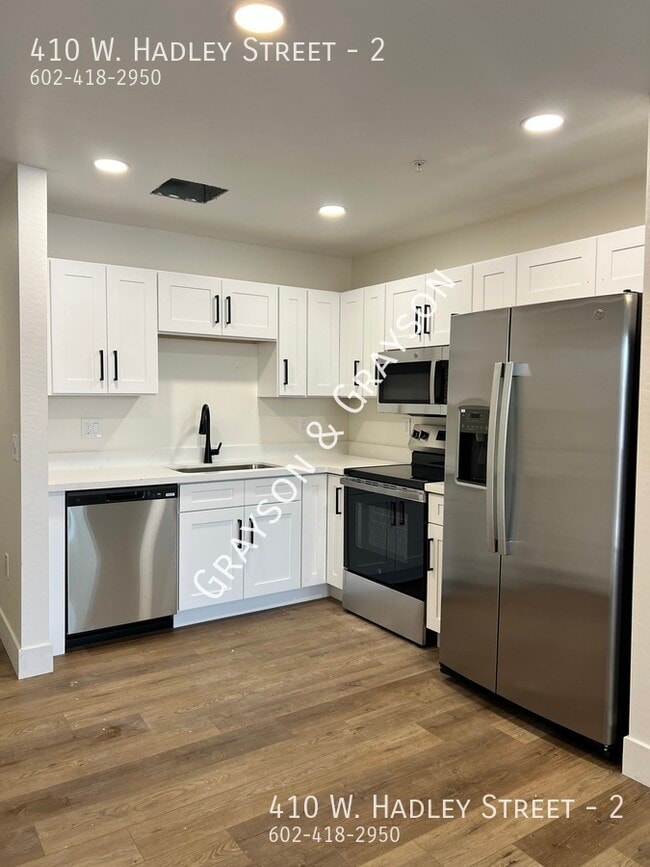 Building Photo - 410 W Hadley St