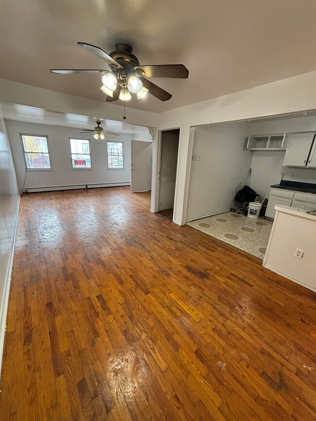 Building Photo - 19 Skillman Ave