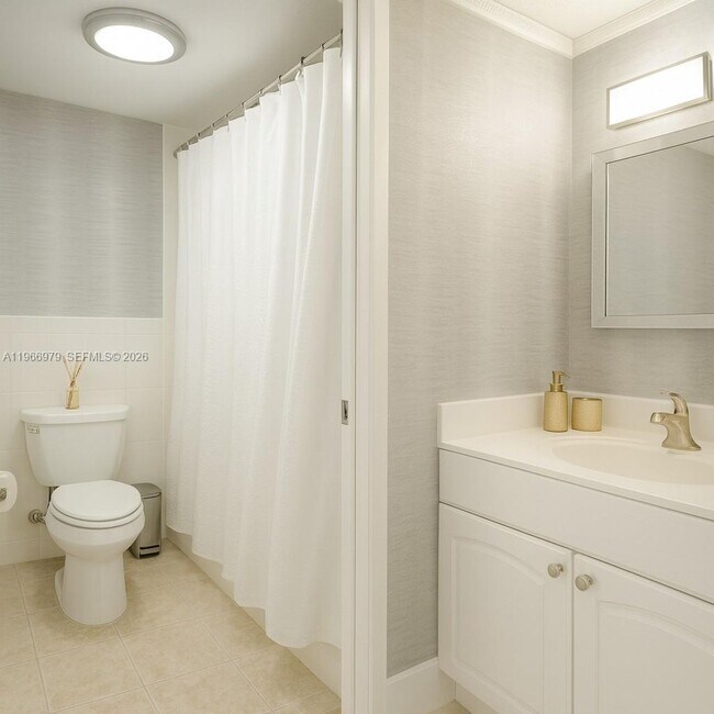 Building Photo - 17021 N Bay Rd