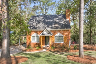 Building Photo - 4227 Waylon Dr