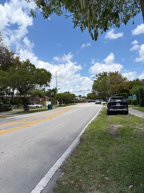 Building Photo - 3245 SW 82nd Ave