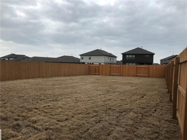 Building Photo - 308 Arabian Colt Dr