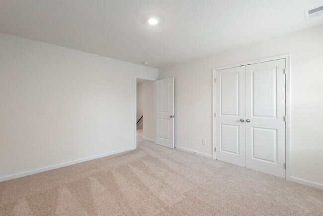 Building Photo - 5513 English Holly Wy