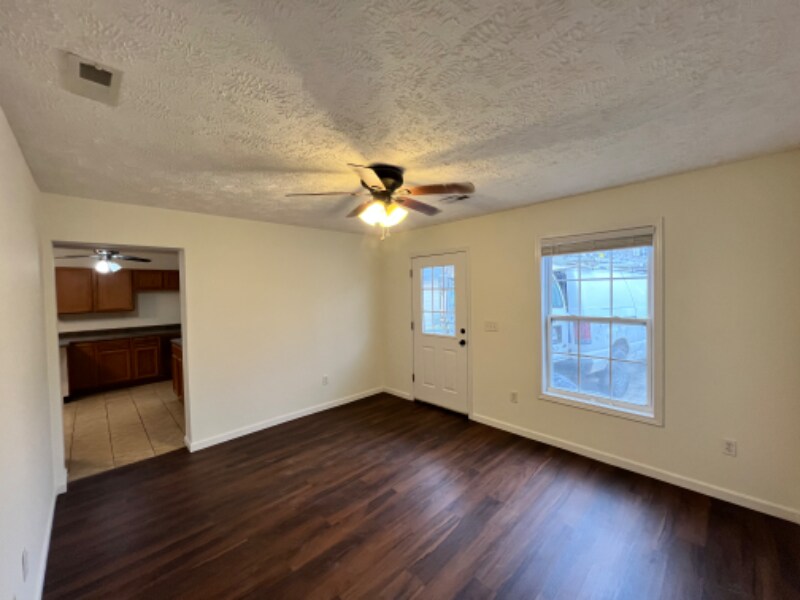 Building Photo - 116 Roberts Ridge