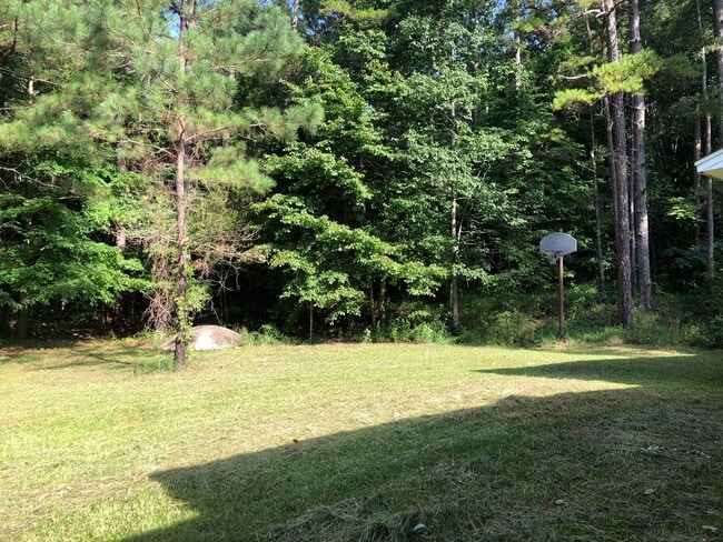 Building Photo - 1541 MS-9