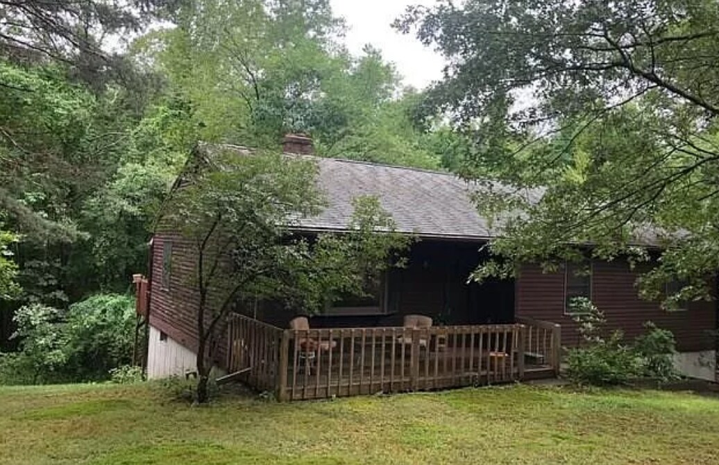 Building Photo - 157 Separatist Rd