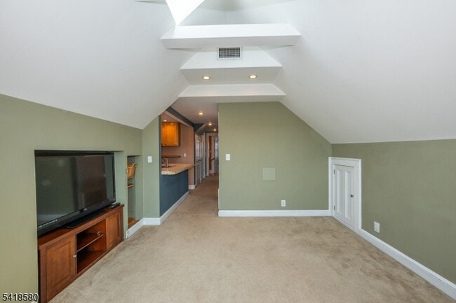 Building Photo - 41 Beekman St