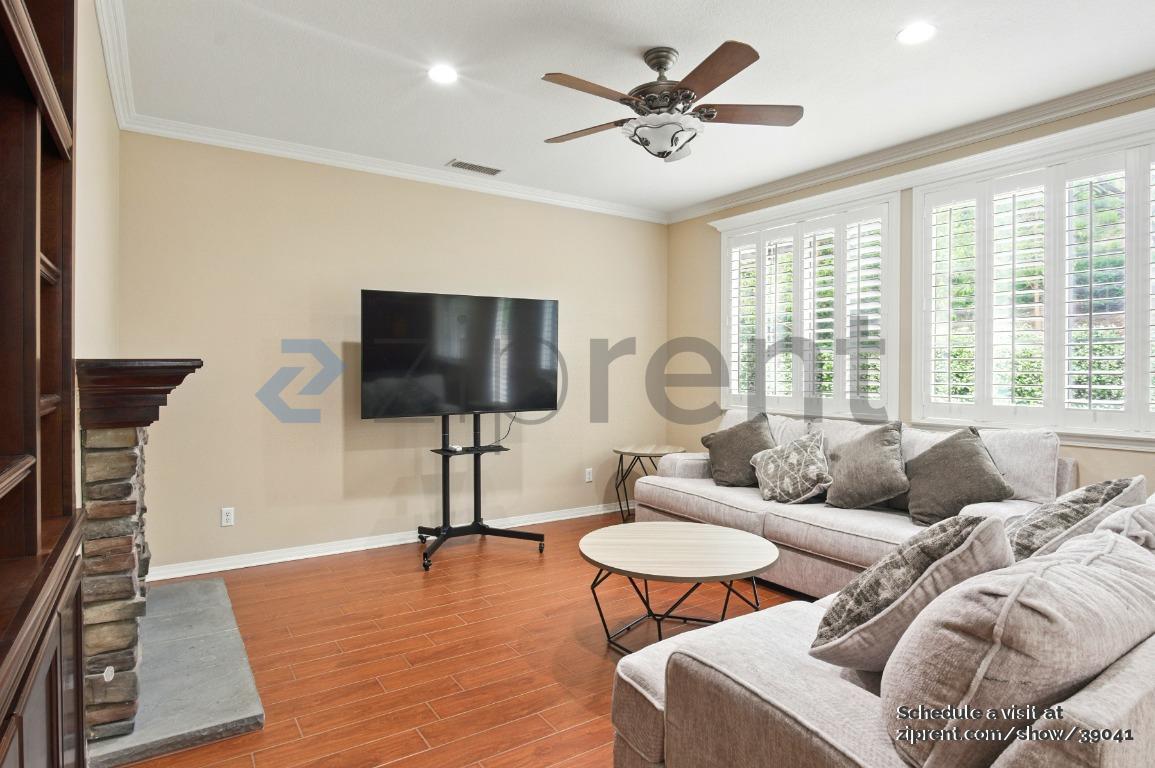 Building Photo - 16766 Tamarind Ct