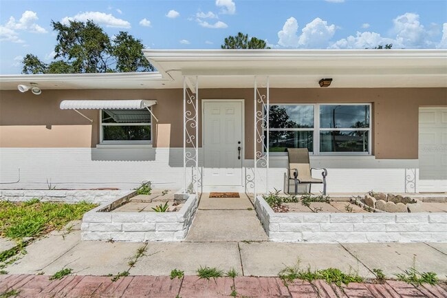 Building Photo - 954 Dumont Dr