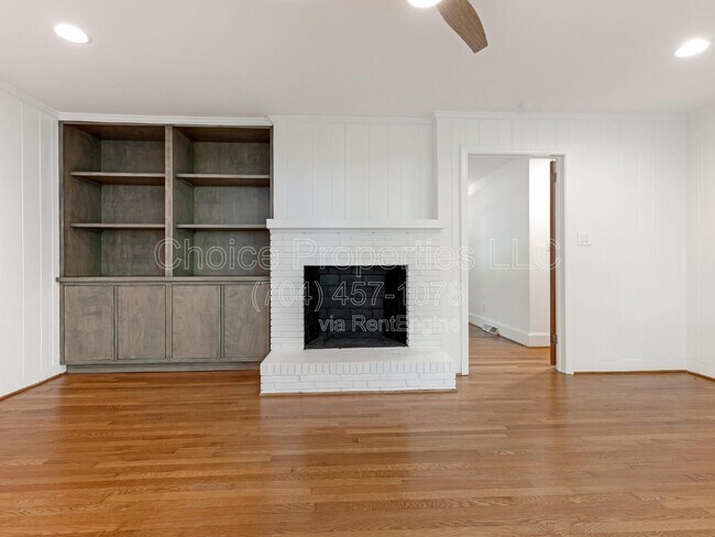 Building Photo - 421 Blairmore Dr