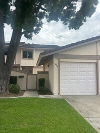 Building Photo - $3,750- 3 Bed / 2.5 Bath Renovated Townhome in Poway