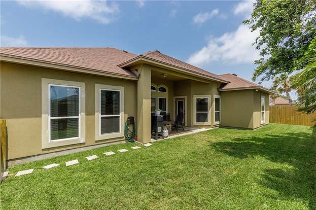 Building Photo - 15134 Barataria Dr