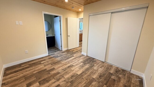 Building Photo - 54317 Pine Crest Ave