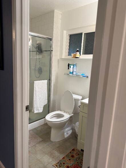 Building Photo - 8445 Palmaire Way