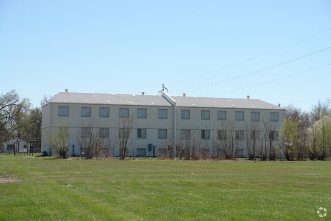 Building Photo - Sterling Point Apartments