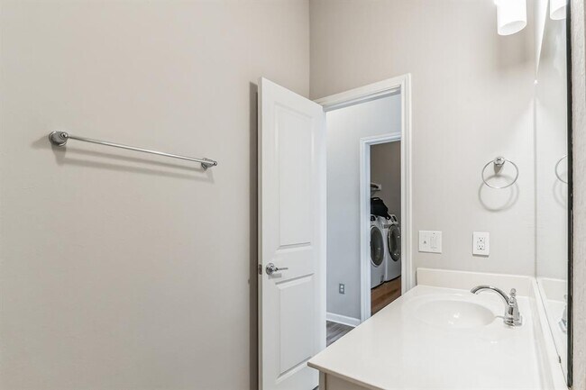 Building Photo - 16408 Fetching Ave