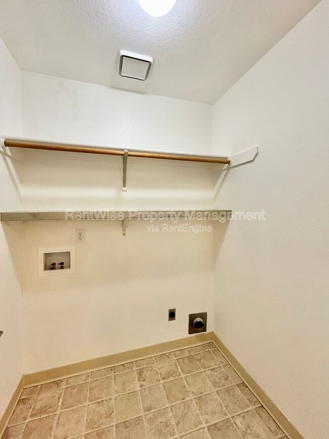 Building Photo - 8990 W Cory Ln