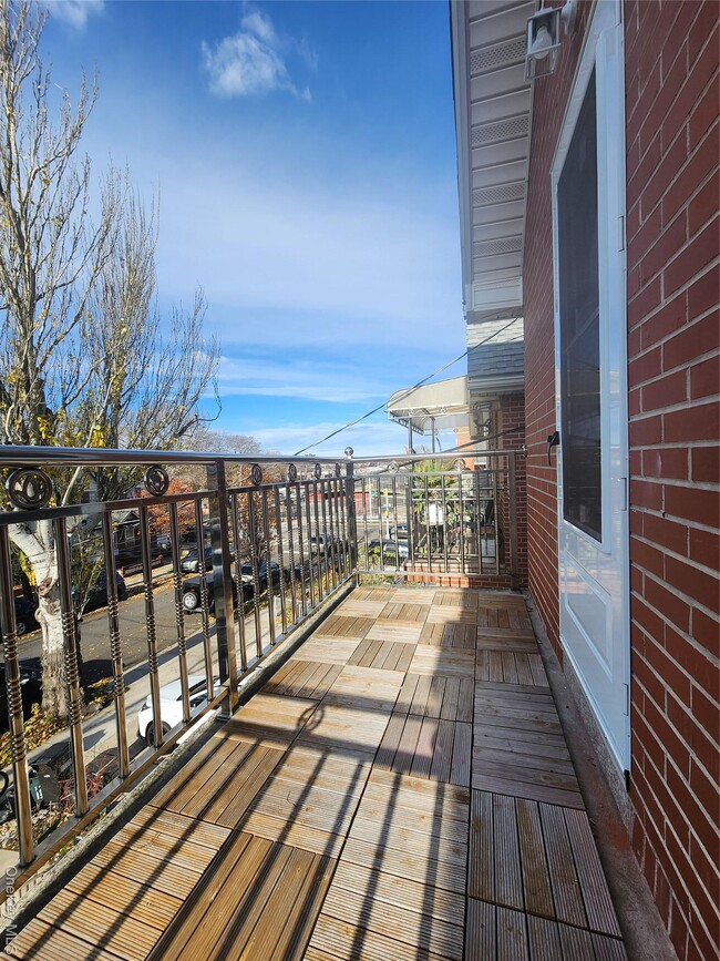 Building Photo - 61-21 159th St