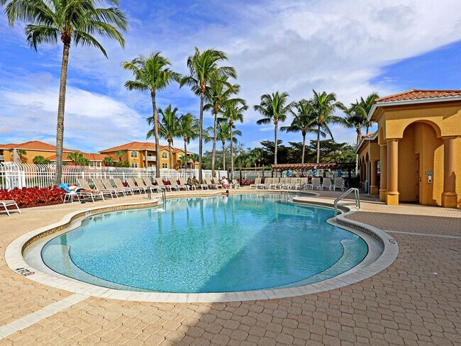 Building Photo - The Gardens at Beachwalk 15645-116