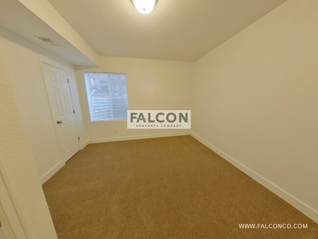 Building Photo - 8345 Longleaf Ln