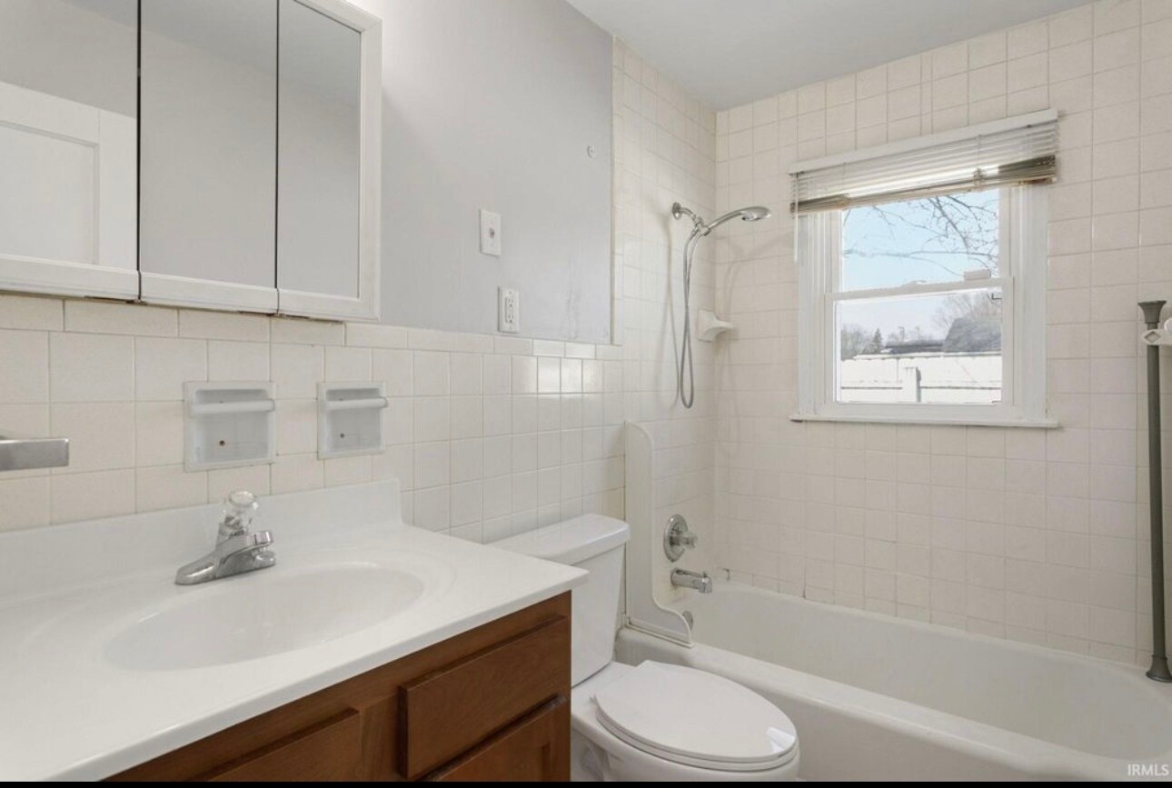 Building Photo - 1622 Wilber St