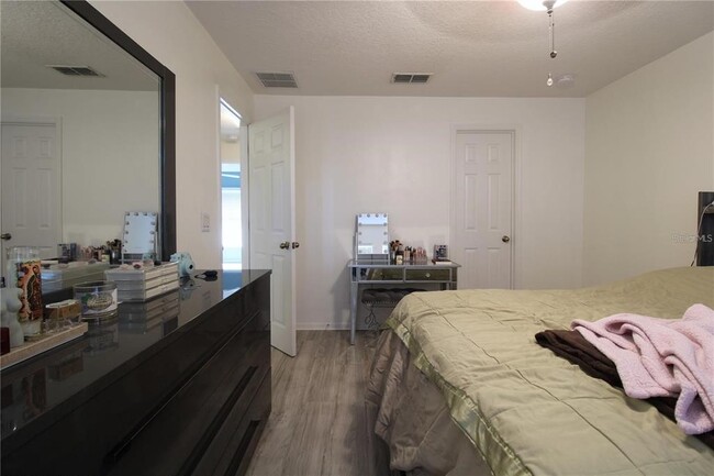 Building Photo - 5484 Caramella Dr