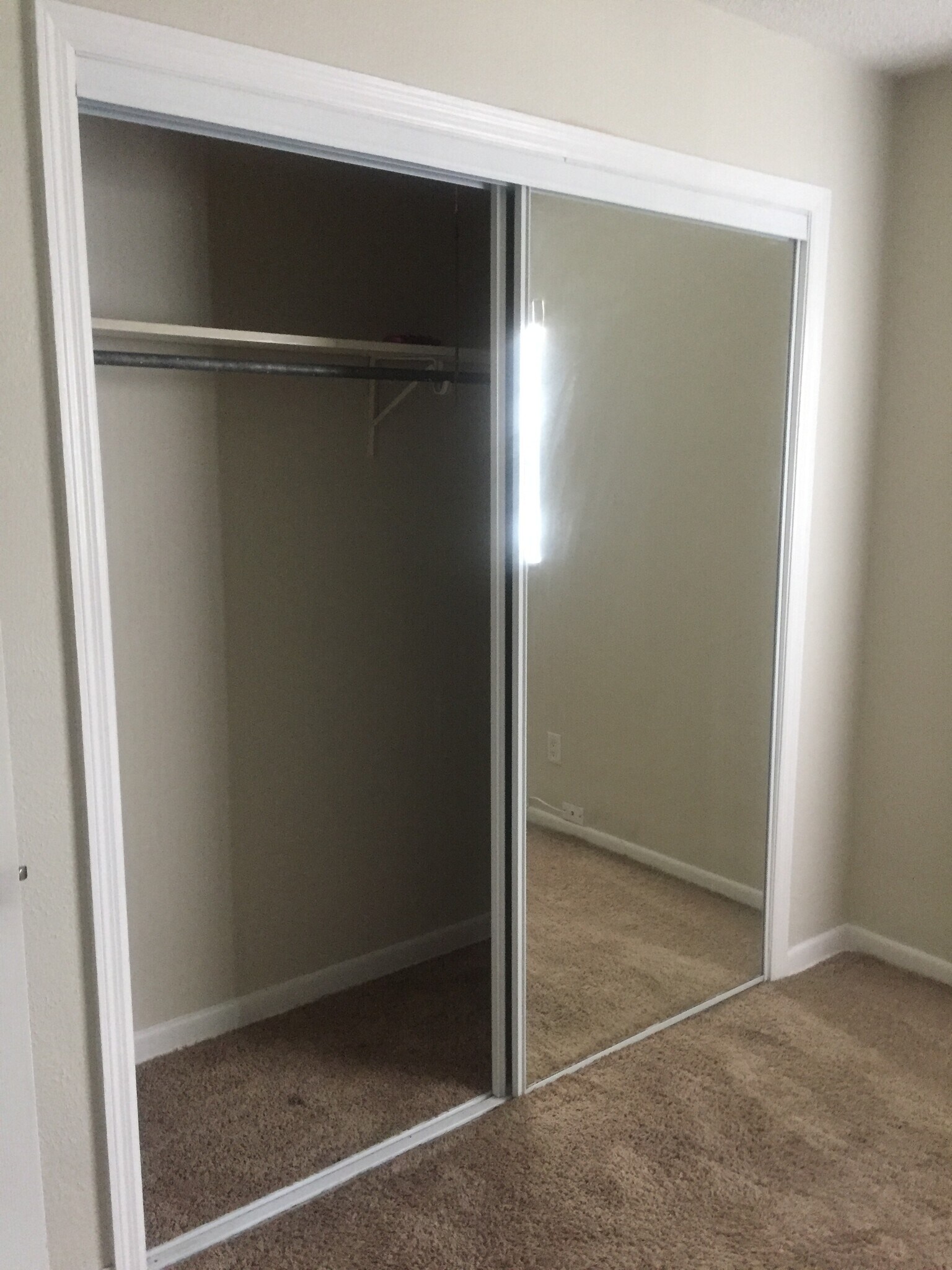 Building Photo - 2007 E Jefferson Street