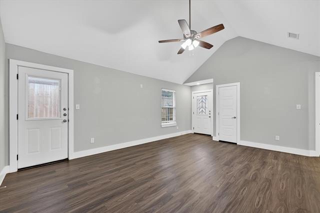 Building Photo - 1032 Ray Dr