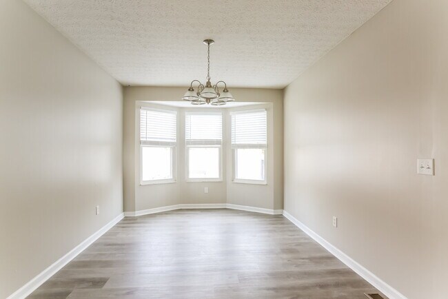 Building Photo - 112 Acton Ct