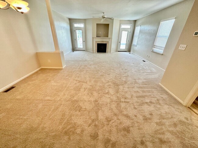 Building Photo - 3724 Surry Rd
