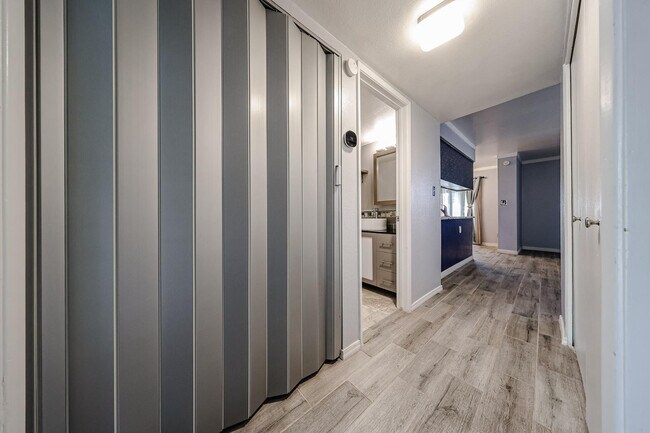 Building Photo - 3135 N 38th St