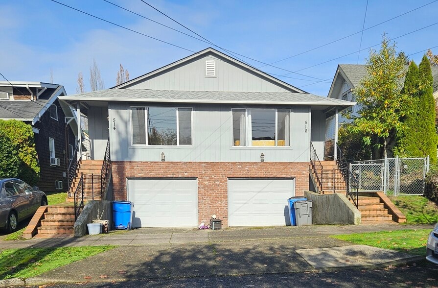 Primary Photo - 514 E 25th St