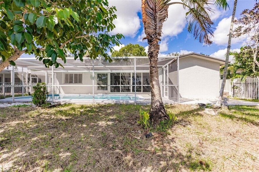 Building Photo - 10760 NW 29th Mnr