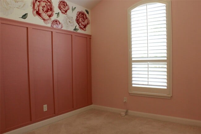 Building Photo - 8727 Stoney Brook Ln