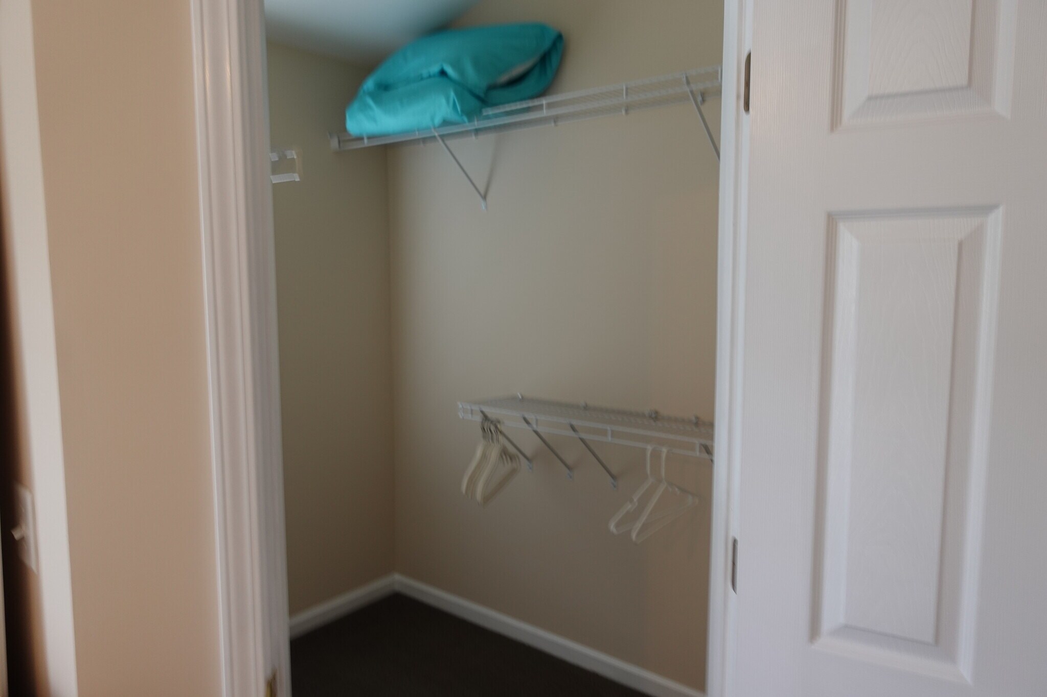 Building Photo - 3304 Chastain Gardens Dr NW