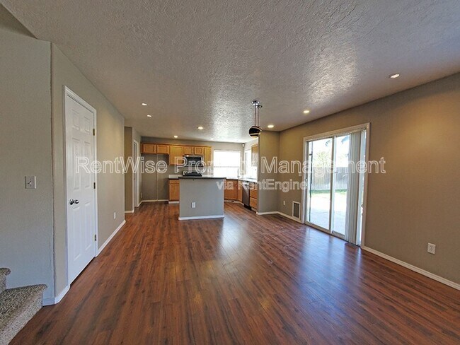 Building Photo - 8260 W Dulcimer St