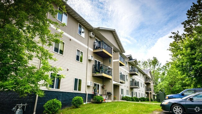 Building Photo - Legacy Pointe Apartments