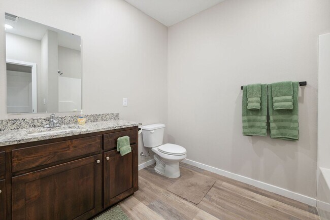 Building Photo - The Vibe Crossing