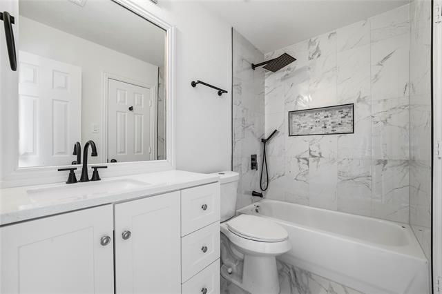 Building Photo - 412 Cypress Hill Dr