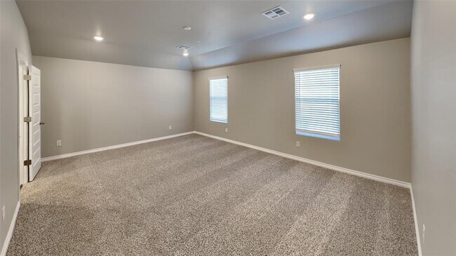 Building Photo - 2904 Casey Dr