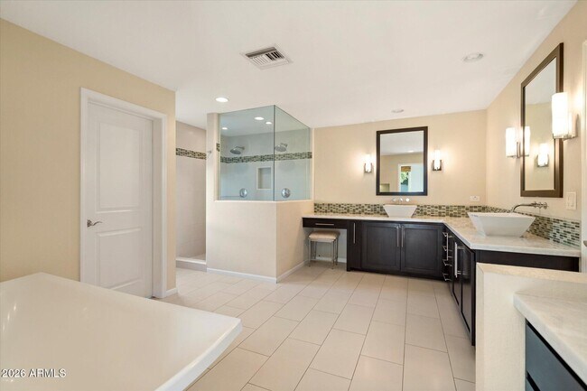 Building Photo - 11414 N 54th Pl