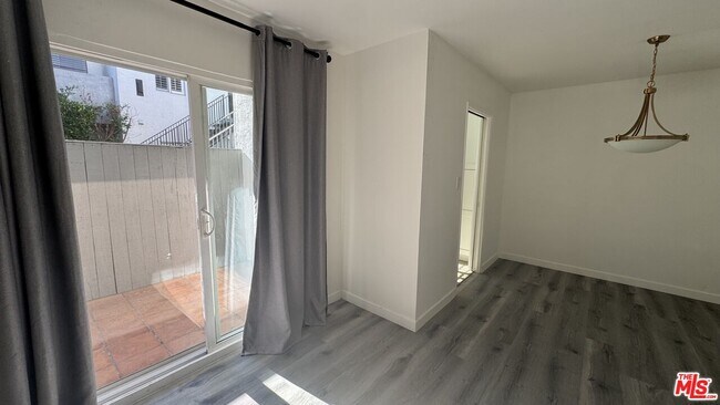 Building Photo - 630 Orlando Ave