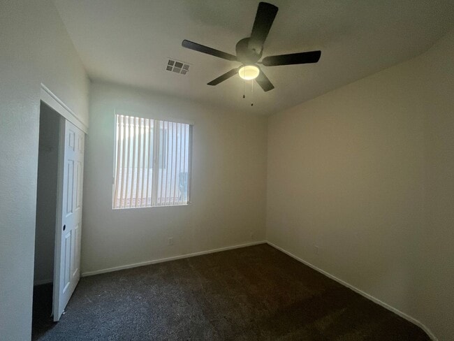 Building Photo - single story, 3 bed, 2 bath, 2 car garage in gated community in Summerlin